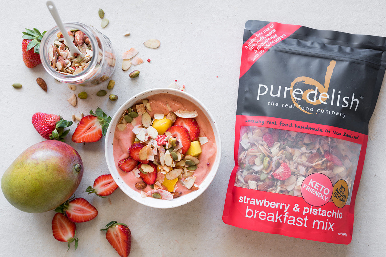 Strawberry &amp; Mango Smoothie Bowl &ndash; Pure Delish Ltd